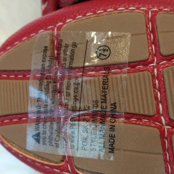 Forever Comfort Red Loafers/Moccasins NWT - Picture 6 of 10